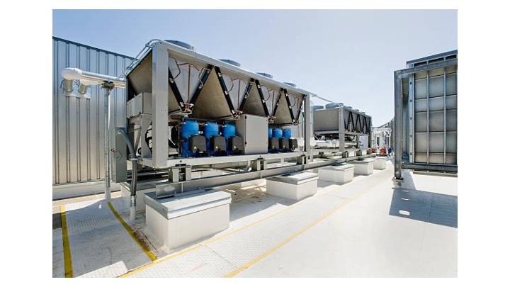 Senior Living Roof Central Chiller